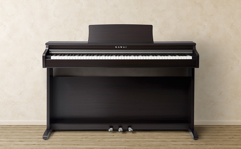 Digitální piano KAWAI KDP 110 R u zdi